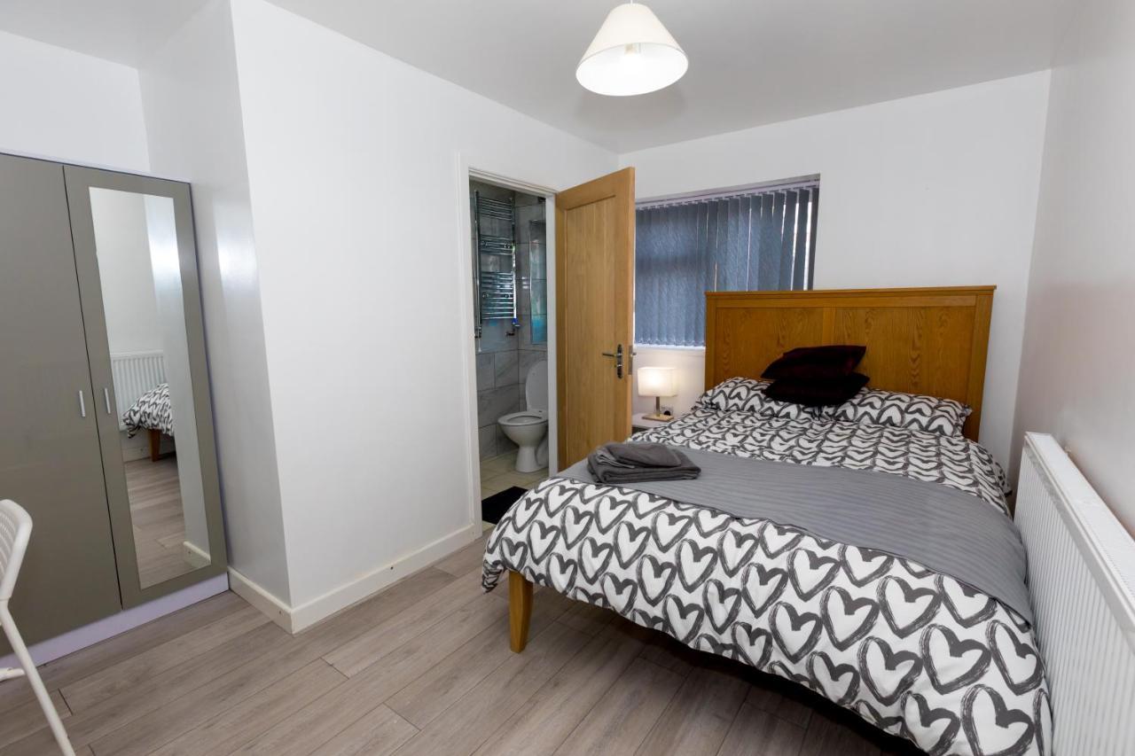 Comfortable Stays - Shirley, Solihull Exterior foto